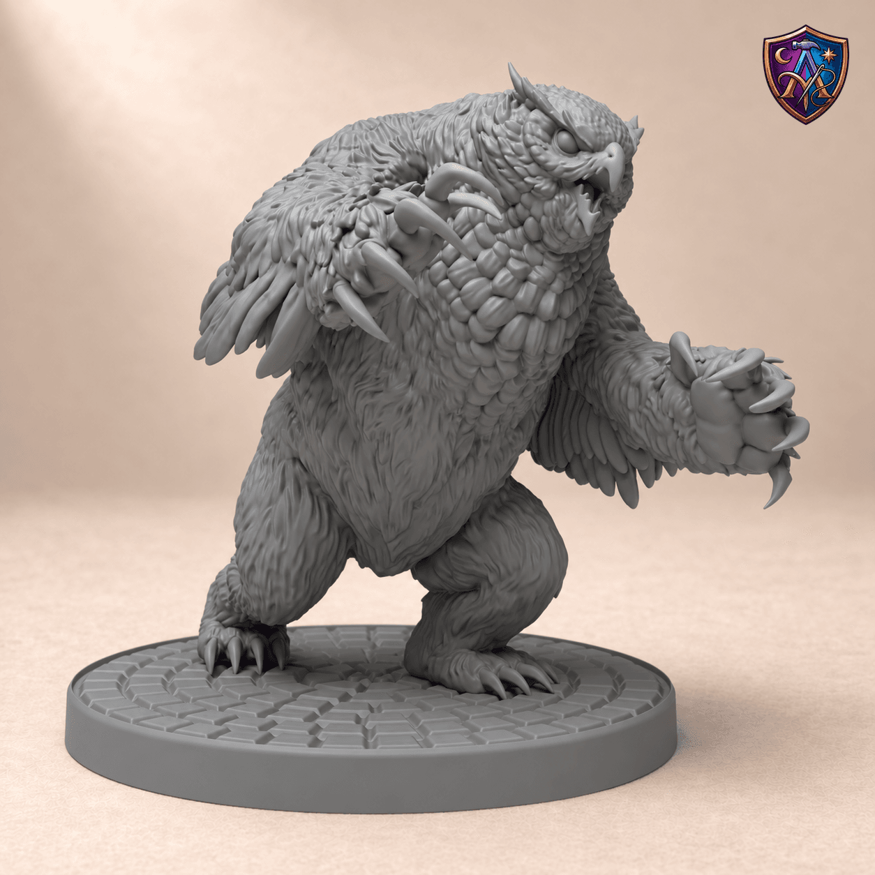 Produktansicht (1 von 4) / Product view von Eulenbär mit ausgestreckten Krallen; die Resin-Miniatur wird unbemalt geliefert / the resin miniature is supplied unpainted.